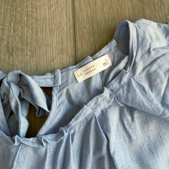 Lauren Conrad Women’s Abigail Blue Pleated ScoopNeck Blouse Sz L - Picture 6 of 6